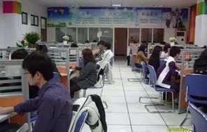 选择电子商务专业的学校