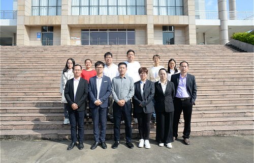 闽师专有电子商务专业吗