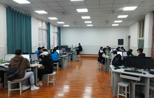 高中电子商务专业学校