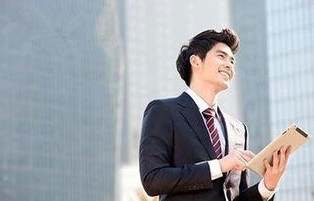文科男生学电子商务专业