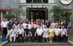 大连技校电子商务专业吗