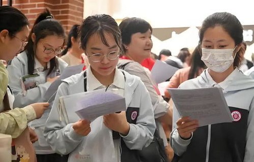 春考电子商务专业院校