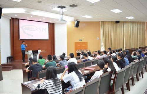 电子商务转新闻类专业