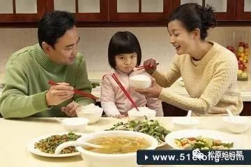 妈妈的烹饪之旅，小男孩的味觉挑战