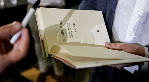 港媒发文批驳万斯，谁是乡巴佬？——一场关于文化认知与尊重的辩论